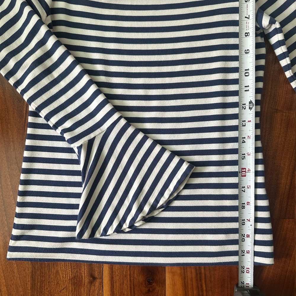 Club Monaco Blue and White Striped Bethshiba Top; Size XS - Picture 8 of 14